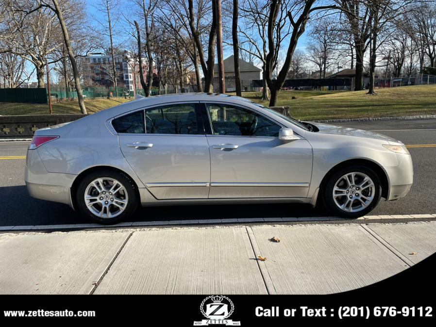 Used Acura TL 4dr Sdn 2WD 2010 | Zettes Auto Mall. Jersey City, New Jersey Used Acura TL 4dr Sdn 2WD 2010 | Zettes Auto Mall. Jersey City, New Jersey
