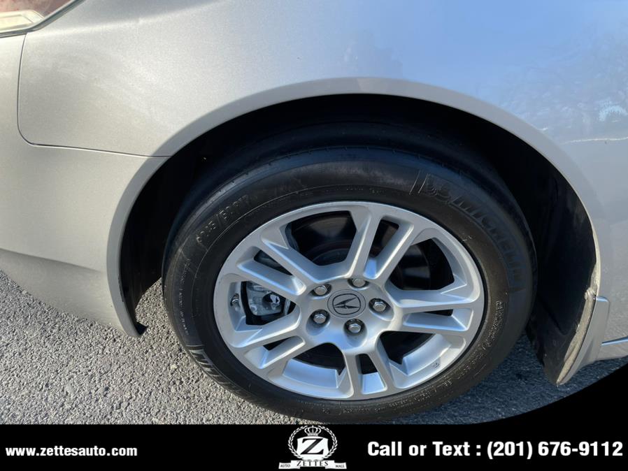 Used Acura TL 4dr Sdn 2WD 2010 | Zettes Auto Mall. Jersey City, New Jersey Used Acura TL 4dr Sdn 2WD 2010 | Zettes Auto Mall. Jersey City, New Jersey