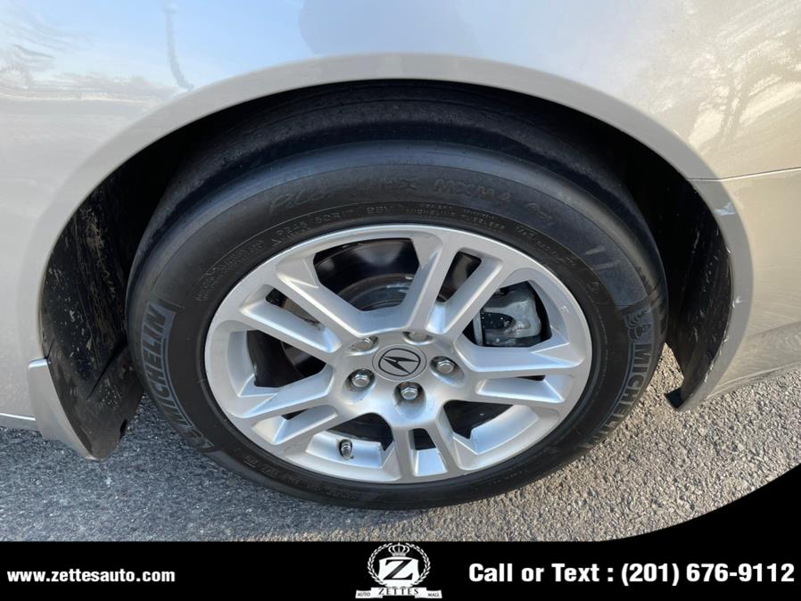 Used Acura TL 4dr Sdn 2WD 2010 | Zettes Auto Mall. Jersey City, New Jersey Used Acura TL 4dr Sdn 2WD 2010 | Zettes Auto Mall. Jersey City, New Jersey