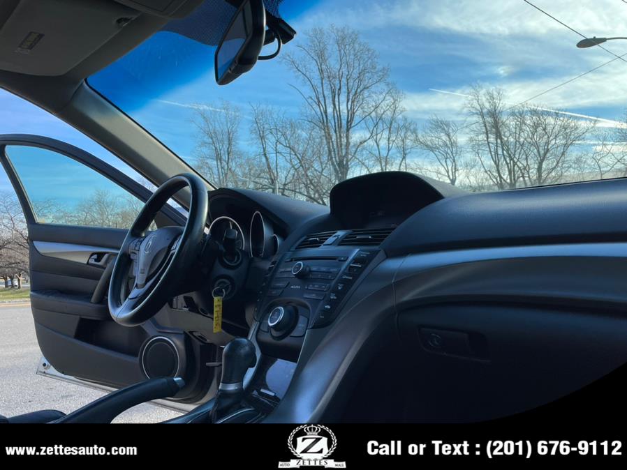 Used Acura TL 4dr Sdn 2WD 2010 | Zettes Auto Mall. Jersey City, New Jersey Used Acura TL 4dr Sdn 2WD 2010 | Zettes Auto Mall. Jersey City, New Jersey