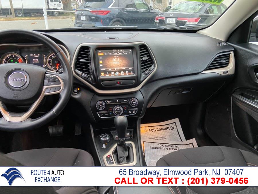 Used Jeep Cherokee Latitude 4x4 2017 | Route 4 Auto Exchange. Elmwood Park, New Jersey Used Jeep Cherokee Latitude 4x4 2017 | Route 4 Auto Exchange. Elmwood Park, New Jersey