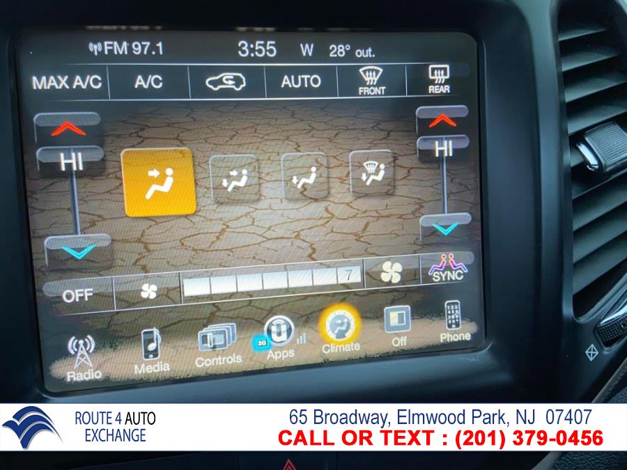 Used Jeep Cherokee Latitude 4x4 2017 | Route 4 Auto Exchange. Elmwood Park, New Jersey Used Jeep Cherokee Latitude 4x4 2017 | Route 4 Auto Exchange. Elmwood Park, New Jersey