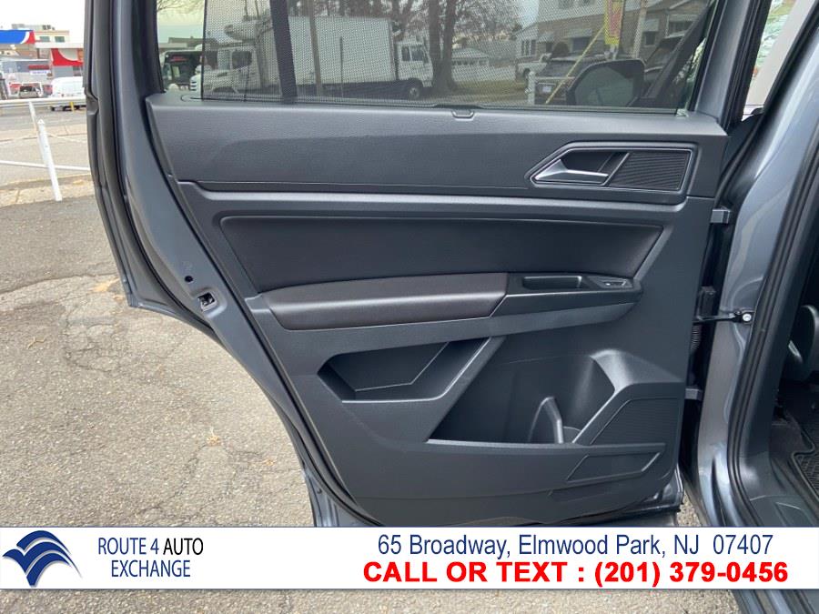 Used Volkswagen Atlas 3.6L V6 SE 4MOTION 2018 | Route 4 Auto Exchange. Elmwood Park, New Jersey Used Volkswagen Atlas 3.6L V6 SE 4MOTION 2018 | Route 4 Auto Exchange. Elmwood Park, New Jersey