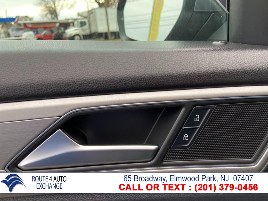 Used Volkswagen Atlas 3.6L V6 SE 4MOTION 2018 | Route 4 Auto Exchange. Elmwood Park, New Jersey Used Volkswagen Atlas 3.6L V6 SE 4MOTION 2018 | Route 4 Auto Exchange. Elmwood Park, New Jersey