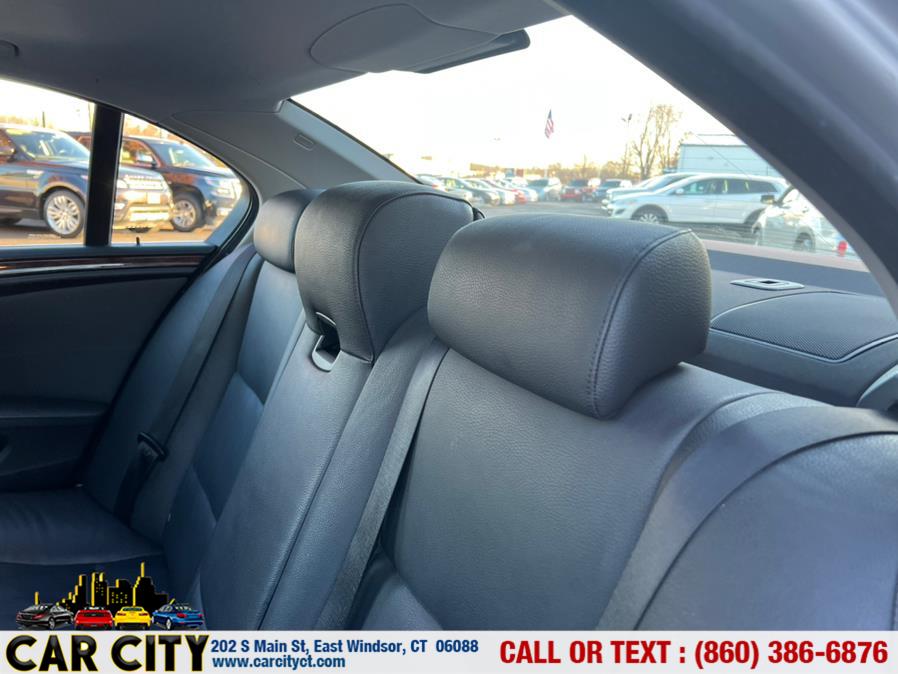 Used BMW 5 Series 4dr Sdn 528i xDrive AWD 2010 | Car City LLC. East Windsor, Connecticut Used BMW 5 Series 4dr Sdn 528i xDrive AWD 2010 | Car City LLC. East Windsor, Connecticut