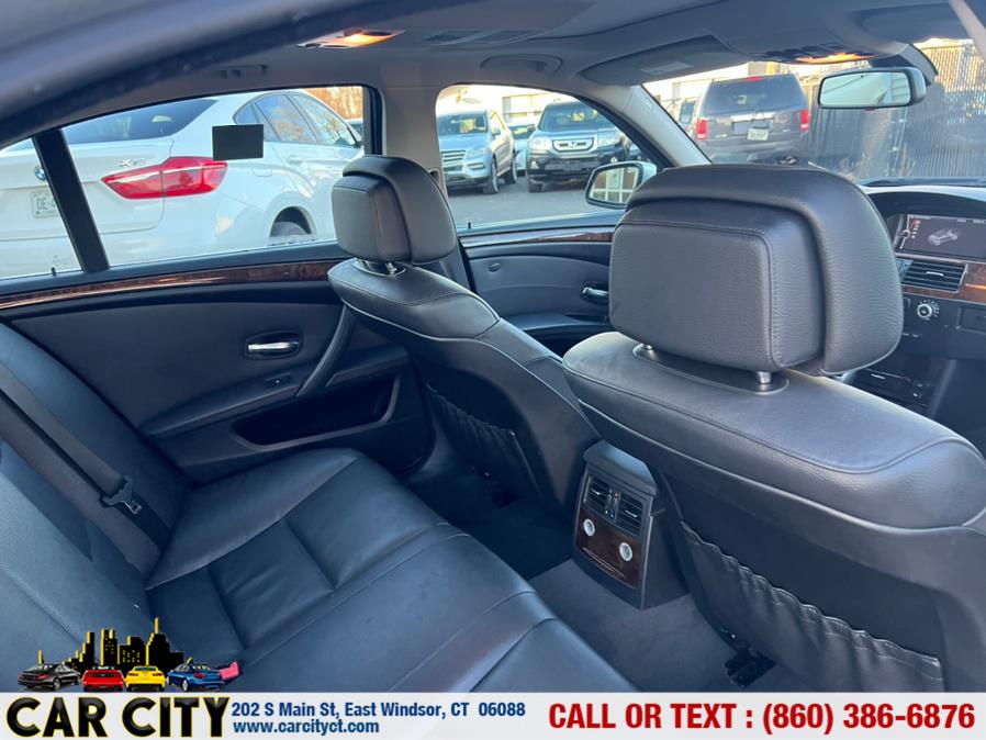 Used BMW 5 Series 4dr Sdn 528i xDrive AWD 2010 | Car City LLC. East Windsor, Connecticut Used BMW 5 Series 4dr Sdn 528i xDrive AWD 2010 | Car City LLC. East Windsor, Connecticut