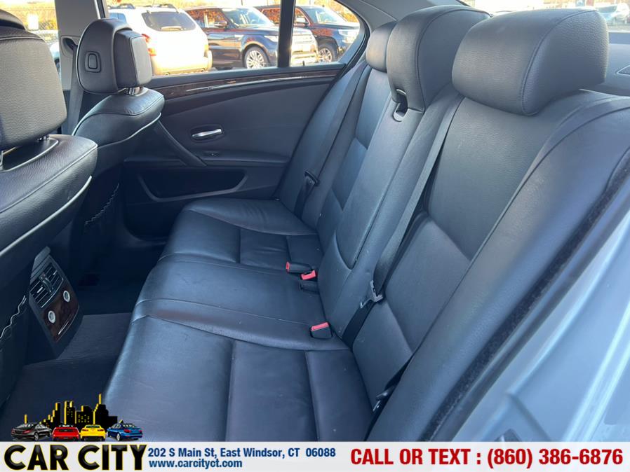 Used BMW 5 Series 4dr Sdn 528i xDrive AWD 2010 | Car City LLC. East Windsor, Connecticut Used BMW 5 Series 4dr Sdn 528i xDrive AWD 2010 | Car City LLC. East Windsor, Connecticut