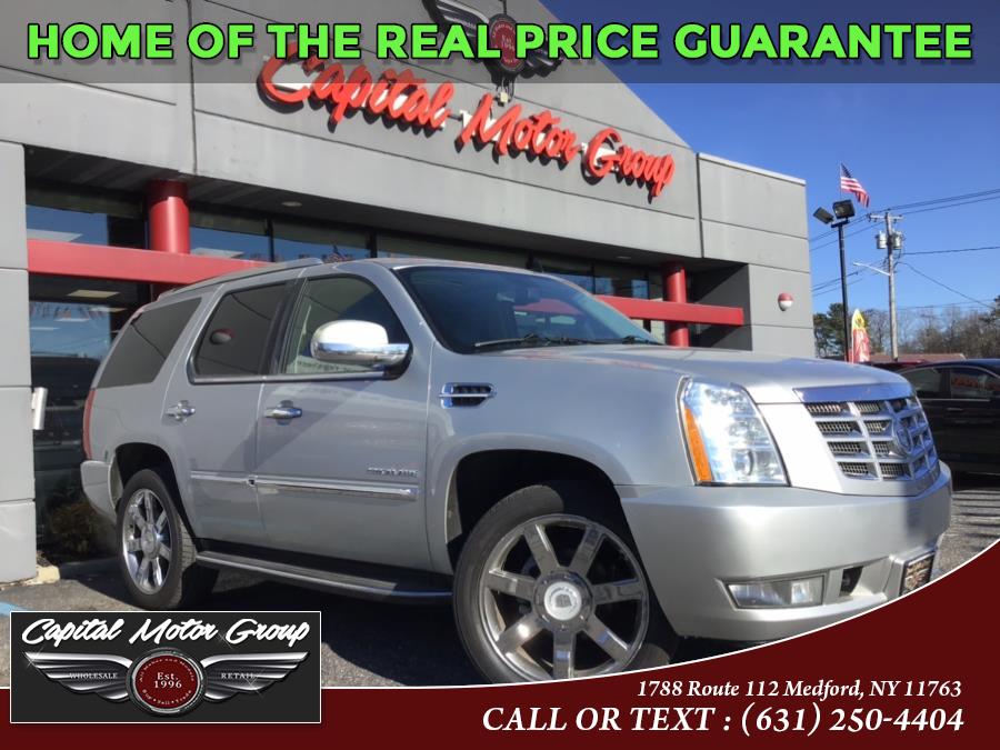 2011 Cadillac Escalade AWD 4dr Luxury, available for sale in Medford, NY