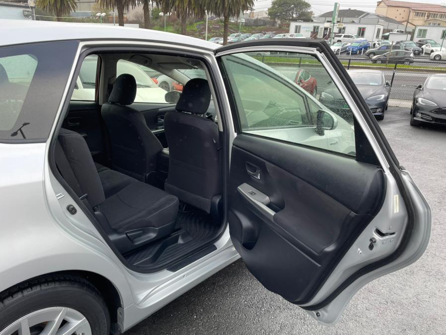 Used Toyota Prius V Three 2015 | Green Light Auto Wholesale. Daly City, California Used Toyota Prius V Three 2015 | Green Light Auto Wholesale. Daly City, California