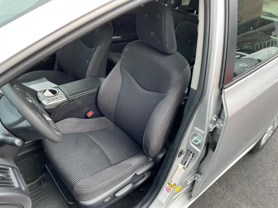 Used Toyota Prius V Three 2015 | Green Light Auto Wholesale. Daly City, California Used Toyota Prius V Three 2015 | Green Light Auto Wholesale. Daly City, California