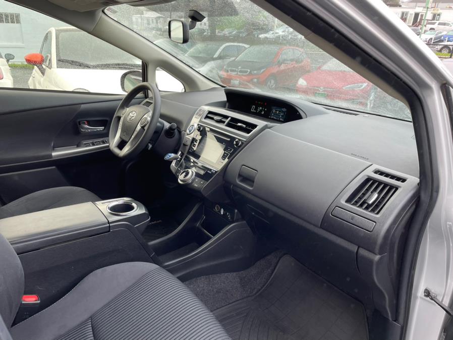 Used Toyota Prius V Three 2015 | Green Light Auto Wholesale. Daly City, California Used Toyota Prius V Three 2015 | Green Light Auto Wholesale. Daly City, California