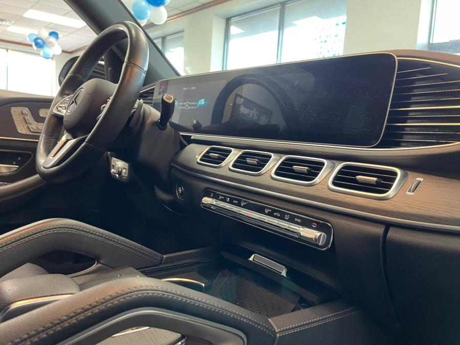 2020 Mercedes-Benz GLE GLE 350 4MATIC SUV, available for sale in Inwood, New York | 5 Towns Drive. Inwood, New York 2020 Mercedes-Benz GLE GLE 350 4MATIC SUV, available for sale in Inwood, New York | 5 Towns Drive. Inwood, New York