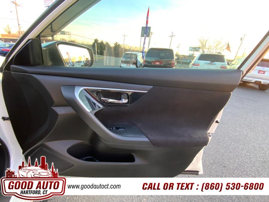 Used Nissan Altima 4dr Sdn I4 2.5 S 2013 | Good Auto LLC. Hartford, Connecticut Used Nissan Altima 4dr Sdn I4 2.5 S 2013 | Good Auto LLC. Hartford, Connecticut