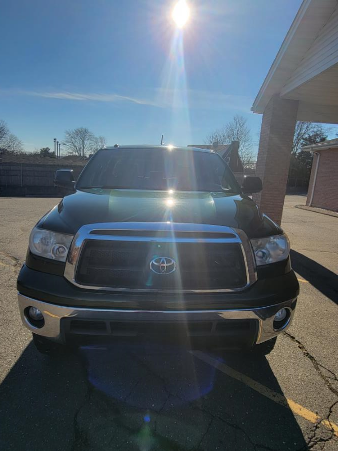 Used Toyota Tundra 4WD Truck Dbl 5.7L V8 6-Spd AT 2010 | Supreme Automotive. New Britain, Connecticut Used Toyota Tundra 4WD Truck Dbl 5.7L V8 6-Spd AT 2010 | Supreme Automotive. New Britain, Connecticut