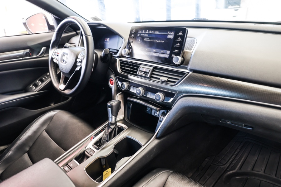 Used Honda Accord Sedan Sport 1.5T CVT 2018 | 26 Motors Long Island. ELMONT, New York Used Honda Accord Sedan Sport 1.5T CVT 2018 | 26 Motors Long Island. ELMONT, New York