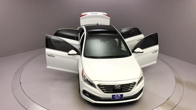 2015 Hyundai Sonata 4dr Sdn 2.0T Limited w/Gray Accents, available for sale in Naugatuck, Connecticut | J&M Automotive Sls&Svc LLC. Naugatuck, Connecticut 2015 Hyundai Sonata 4dr Sdn 2.0T Limited w/Gray Accents, available for sale in Naugatuck, Connecticut | J&M Automotive Sls&Svc LLC. Naugatuck, Connecticut
