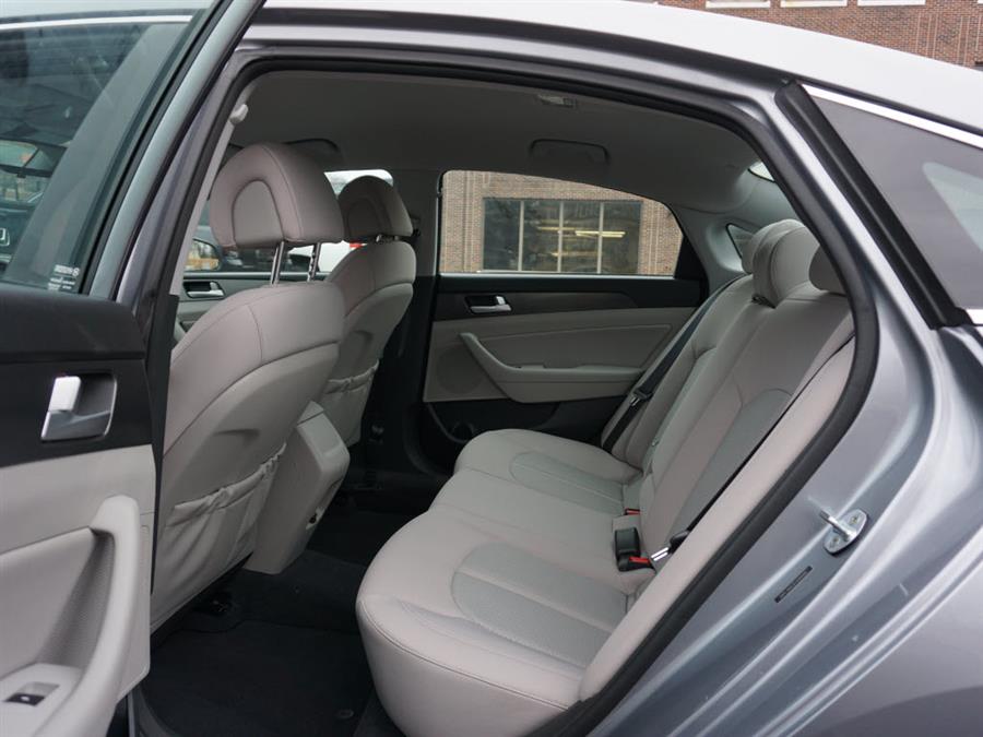 Used Hyundai Sonata Sport 2015 | Autouse. Andover, Massachusetts Used Hyundai Sonata Sport 2015 | Autouse. Andover, Massachusetts