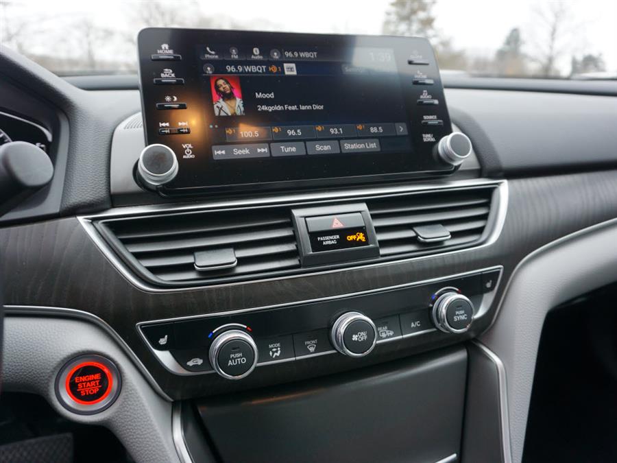 Used Honda Accord EX-L 2018 | Autouse. Andover, Massachusetts Used Honda Accord EX-L 2018 | Autouse. Andover, Massachusetts
