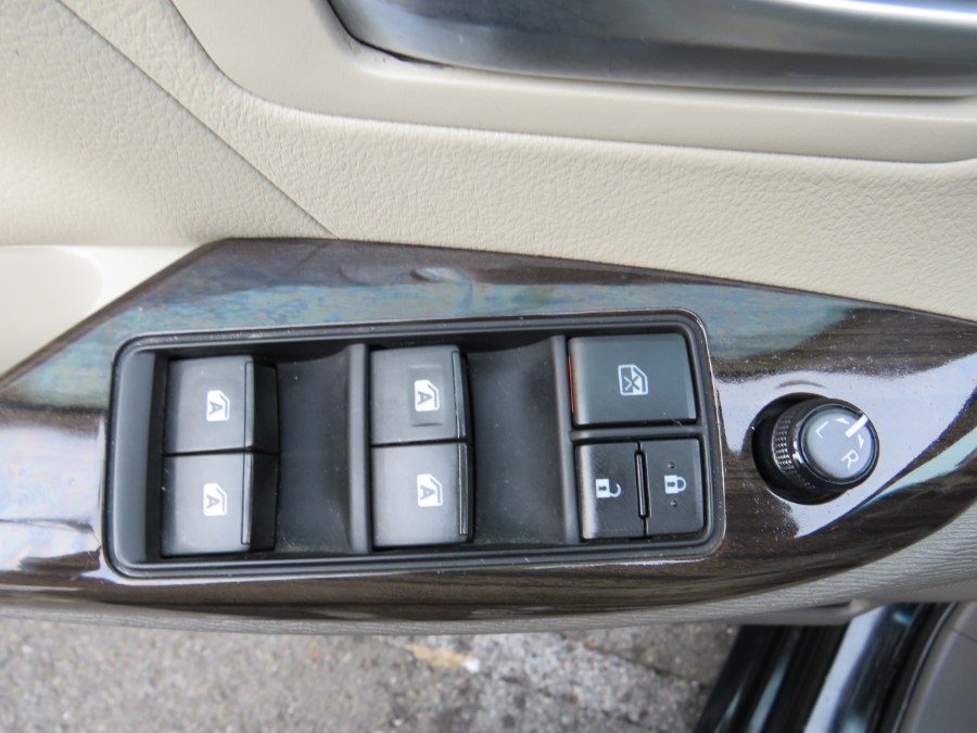 2015 Toyota Sienna XLE Premium 8 PASSENGER, available for sale in Middle Village, New York | Road Masters II INC. Middle Village, New York 2015 Toyota Sienna XLE Premium 8 PASSENGER, available for sale in Middle Village, New York | Road Masters II INC. Middle Village, New York