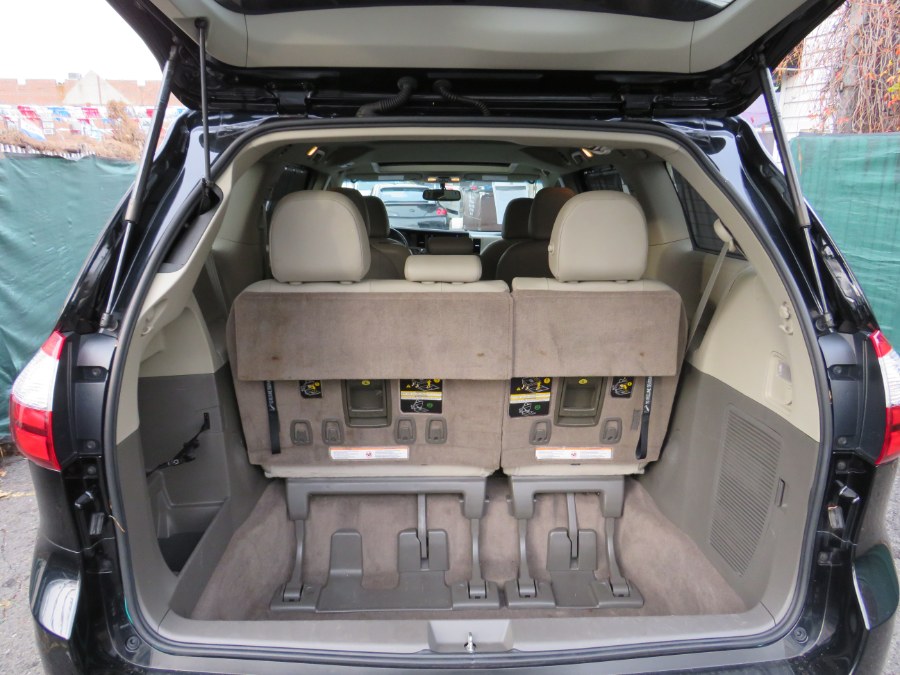 2015 Toyota Sienna XLE Premium 8 PASSENGER, available for sale in Middle Village, New York | Road Masters II INC. Middle Village, New York 2015 Toyota Sienna XLE Premium 8 PASSENGER, available for sale in Middle Village, New York | Road Masters II INC. Middle Village, New York