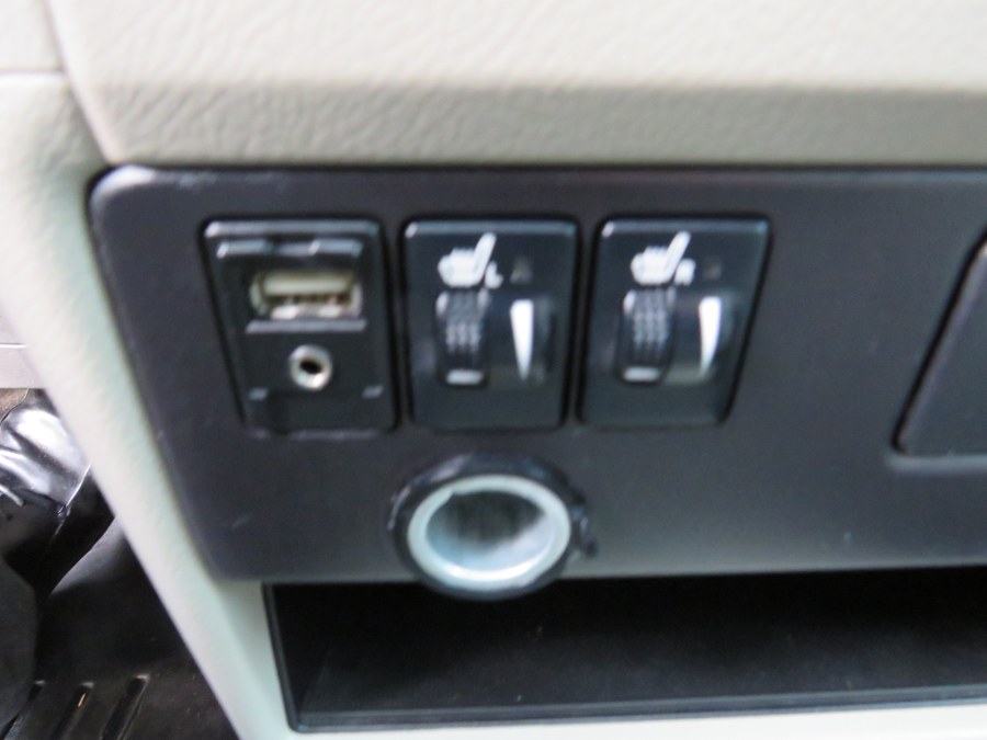 2015 Toyota Sienna XLE Premium 8 PASSENGER, available for sale in Middle Village, New York | Road Masters II INC. Middle Village, New York 2015 Toyota Sienna XLE Premium 8 PASSENGER, available for sale in Middle Village, New York | Road Masters II INC. Middle Village, New York