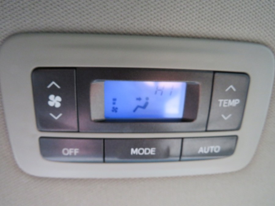 2015 Toyota Sienna XLE Premium 8 PASSENGER, available for sale in Middle Village, New York | Road Masters II INC. Middle Village, New York 2015 Toyota Sienna XLE Premium 8 PASSENGER, available for sale in Middle Village, New York | Road Masters II INC. Middle Village, New York
