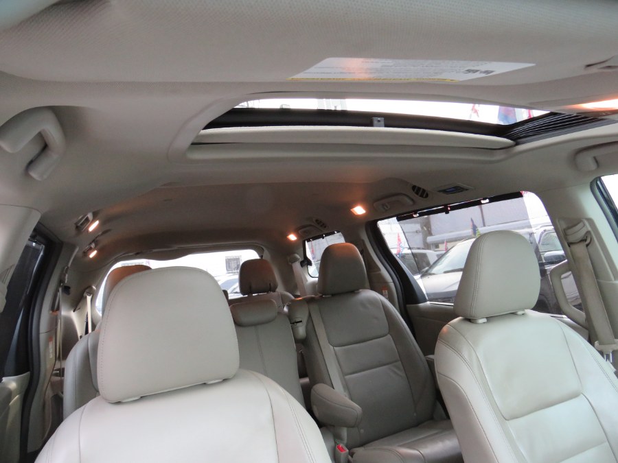 2015 Toyota Sienna XLE Premium 8 PASSENGER, available for sale in Middle Village, New York | Road Masters II INC. Middle Village, New York 2015 Toyota Sienna XLE Premium 8 PASSENGER, available for sale in Middle Village, New York | Road Masters II INC. Middle Village, New York