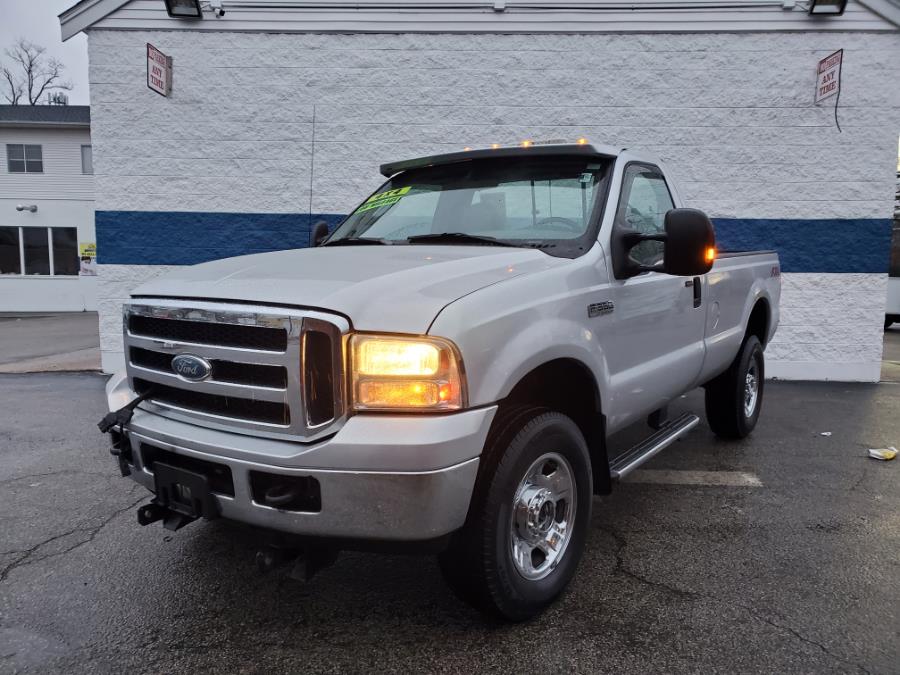 Used Ford Super Duty F-350 SRW Reg Cab 137" XL 4WD 2006 | Capital Lease and Finance. Brockton, Massachusetts