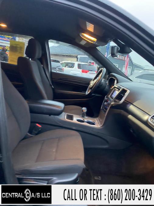 2014 Jeep Grand Cherokee 4WD 4dr Laredo, available for sale in East Windsor, Connecticut | Central A/S LLC. East Windsor, Connecticut 2014 Jeep Grand Cherokee 4WD 4dr Laredo, available for sale in East Windsor, Connecticut | Central A/S LLC. East Windsor, Connecticut