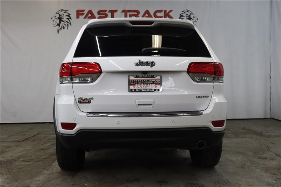 Used Jeep Grand Cherokee LIMITED 2018 | Fast Track Motors. Paterson, New Jersey Used Jeep Grand Cherokee LIMITED 2018 | Fast Track Motors. Paterson, New Jersey
