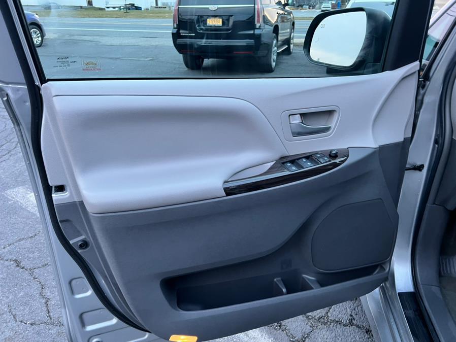 Used Toyota Sienna XLE Premium FWD 8-Passenger (Natl) 2017 | Prestige Pre-Owned Motors Inc. New Windsor, New York Used Toyota Sienna XLE Premium FWD 8-Passenger (Natl) 2017 | Prestige Pre-Owned Motors Inc. New Windsor, New York