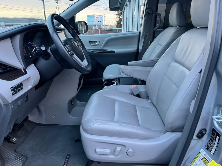 Used Toyota Sienna XLE Premium FWD 8-Passenger (Natl) 2017 | Prestige Pre-Owned Motors Inc. New Windsor, New York Used Toyota Sienna XLE Premium FWD 8-Passenger (Natl) 2017 | Prestige Pre-Owned Motors Inc. New Windsor, New York