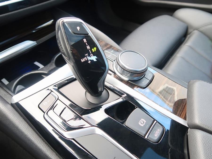 Used BMW 5 Series 530i xDrive Sport Line Package 2019 | Auto Expo Ent Inc.. Great Neck, New York Used BMW 5 Series 530i xDrive Sport Line Package 2019 | Auto Expo Ent Inc.. Great Neck, New York
