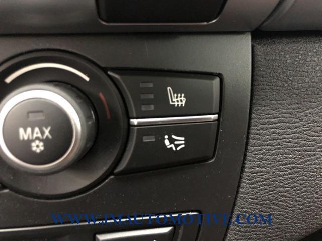 2013 BMW X5 AWD 4dr xDrive35i Premium, available for sale in Naugatuck, Connecticut | J&M Automotive Sls&Svc LLC. Naugatuck, Connecticut 2013 BMW X5 AWD 4dr xDrive35i Premium, available for sale in Naugatuck, Connecticut | J&M Automotive Sls&Svc LLC. Naugatuck, Connecticut