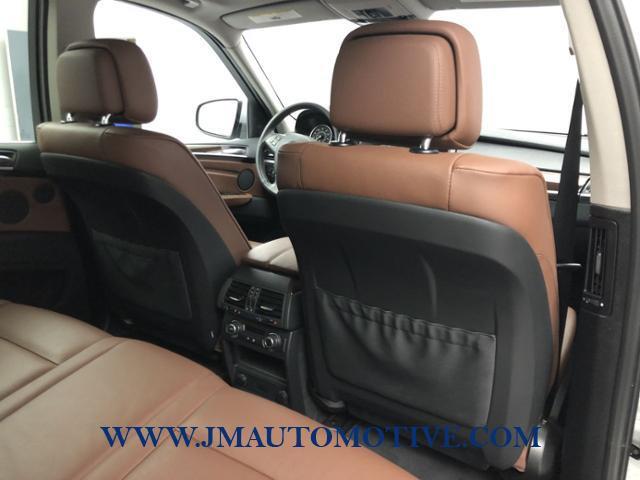 2013 BMW X5 AWD 4dr xDrive35i Premium, available for sale in Naugatuck, Connecticut | J&M Automotive Sls&Svc LLC. Naugatuck, Connecticut 2013 BMW X5 AWD 4dr xDrive35i Premium, available for sale in Naugatuck, Connecticut | J&M Automotive Sls&Svc LLC. Naugatuck, Connecticut