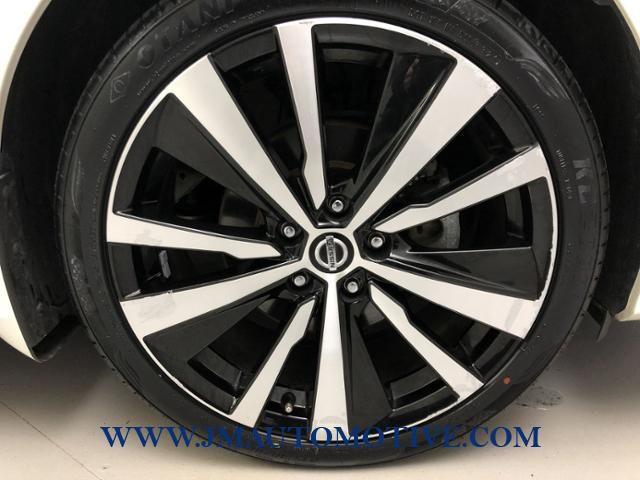 Used Nissan Altima 2.5 SR AWD Sedan 2019 | J&M Automotive Sls&Svc LLC. Naugatuck, Connecticut Used Nissan Altima 2.5 SR AWD Sedan 2019 | J&M Automotive Sls&Svc LLC. Naugatuck, Connecticut