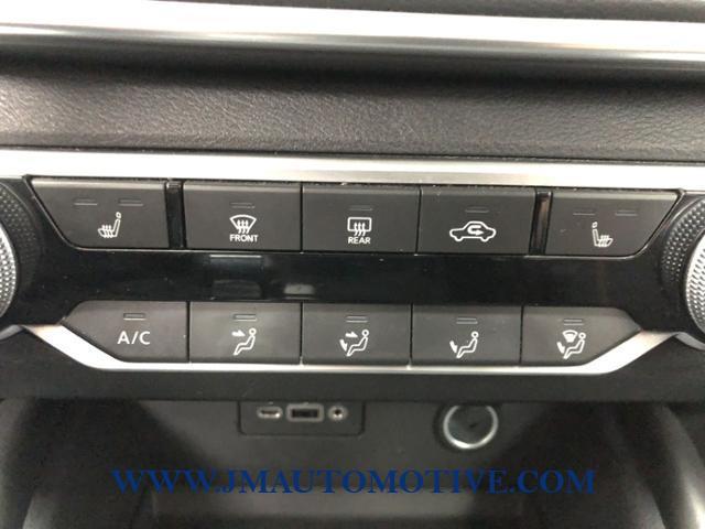 Used Nissan Altima 2.5 SR AWD Sedan 2019 | J&M Automotive Sls&Svc LLC. Naugatuck, Connecticut Used Nissan Altima 2.5 SR AWD Sedan 2019 | J&M Automotive Sls&Svc LLC. Naugatuck, Connecticut