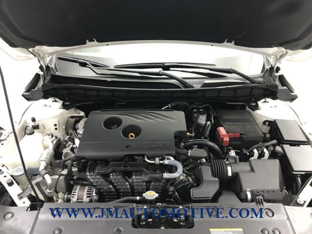 Used Nissan Altima 2.5 SR AWD Sedan 2019 | J&M Automotive Sls&Svc LLC. Naugatuck, Connecticut Used Nissan Altima 2.5 SR AWD Sedan 2019 | J&M Automotive Sls&Svc LLC. Naugatuck, Connecticut