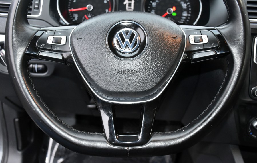 Used Volkswagen Jetta 1.4T SE Auto 2018 | Highline Car Connection. Waterbury, Connecticut Used Volkswagen Jetta 1.4T SE Auto 2018 | Highline Car Connection. Waterbury, Connecticut