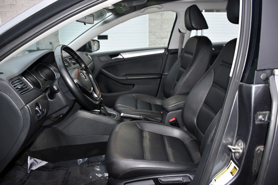 Used Volkswagen Jetta 1.4T SE Auto 2018 | Highline Car Connection. Waterbury, Connecticut Used Volkswagen Jetta 1.4T SE Auto 2018 | Highline Car Connection. Waterbury, Connecticut