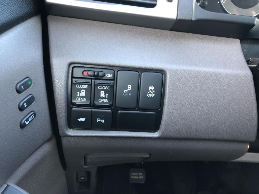 Used Honda Odyssey 5dr Touring 2013 | Signature Auto Sales. Franklin Square, New York Used Honda Odyssey 5dr Touring 2013 | Signature Auto Sales. Franklin Square, New York