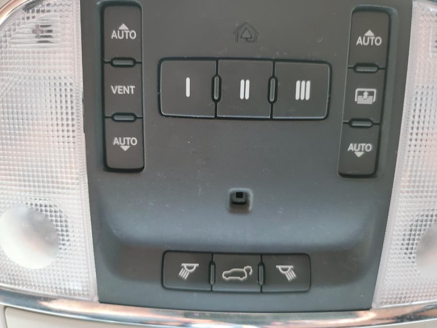 2013 Jeep Grand Cherokee 4WD 4dr Overland, available for sale in Philadelphia, Pennsylvania | Eugen's Auto Sales & Repairs. Philadelphia, Pennsylvania 2013 Jeep Grand Cherokee 4WD 4dr Overland, available for sale in Philadelphia, Pennsylvania | Eugen's Auto Sales & Repairs. Philadelphia, Pennsylvania