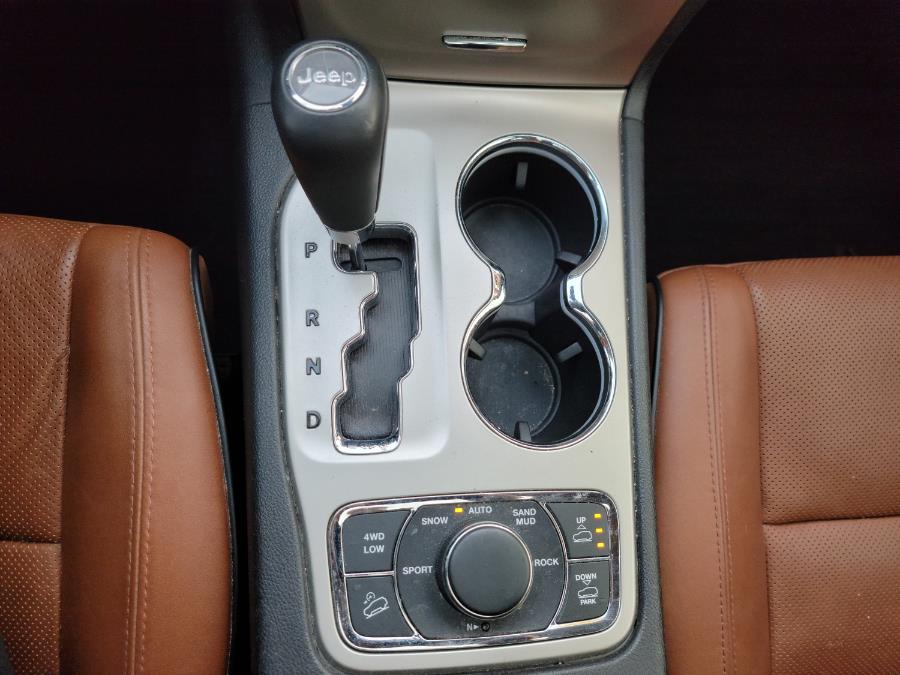 2013 Jeep Grand Cherokee 4WD 4dr Overland, available for sale in Philadelphia, Pennsylvania | Eugen's Auto Sales & Repairs. Philadelphia, Pennsylvania 2013 Jeep Grand Cherokee 4WD 4dr Overland, available for sale in Philadelphia, Pennsylvania | Eugen's Auto Sales & Repairs. Philadelphia, Pennsylvania
