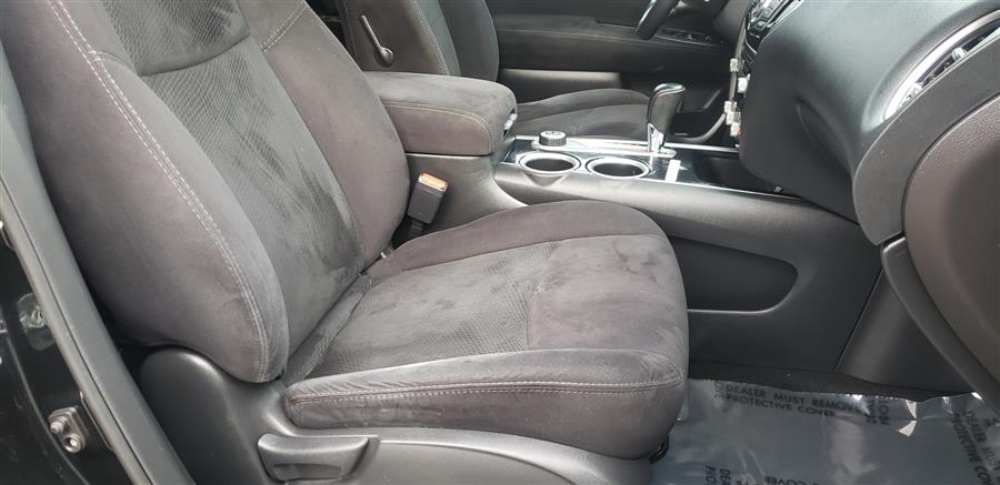 2016 Nissan Pathfinder 4WD 4dr SV, available for sale in Little Ferry, New Jersey | Victoria Preowned Autos Inc. Little Ferry, New Jersey 2016 Nissan Pathfinder 4WD 4dr SV, available for sale in Little Ferry, New Jersey | Victoria Preowned Autos Inc. Little Ferry, New Jersey