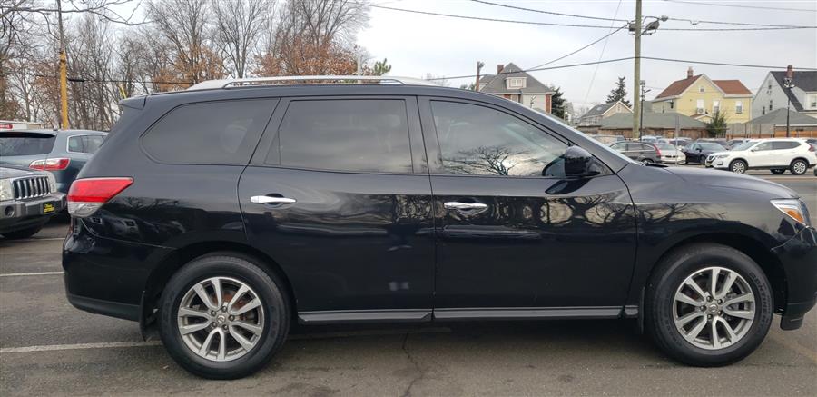2016 Nissan Pathfinder 4WD 4dr SV, available for sale in Little Ferry, New Jersey | Victoria Preowned Autos Inc. Little Ferry, New Jersey 2016 Nissan Pathfinder 4WD 4dr SV, available for sale in Little Ferry, New Jersey | Victoria Preowned Autos Inc. Little Ferry, New Jersey