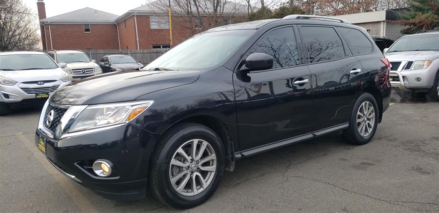 2016 Nissan Pathfinder 4WD 4dr SV, available for sale in Little Ferry, New Jersey | Victoria Preowned Autos Inc. Little Ferry, New Jersey 2016 Nissan Pathfinder 4WD 4dr SV, available for sale in Little Ferry, New Jersey | Victoria Preowned Autos Inc. Little Ferry, New Jersey