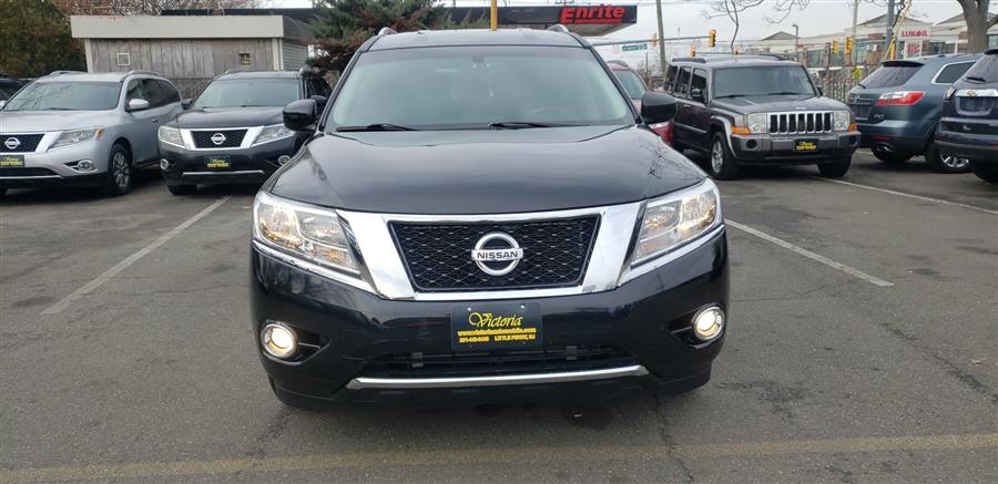 2016 Nissan Pathfinder 4WD 4dr SV, available for sale in Little Ferry, New Jersey | Victoria Preowned Autos Inc. Little Ferry, New Jersey