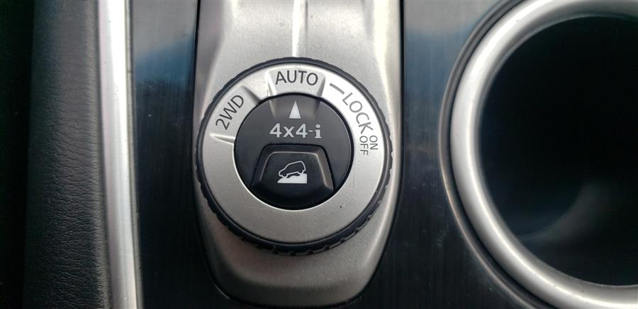 2016 Nissan Pathfinder 4WD 4dr SV, available for sale in Little Ferry, New Jersey | Victoria Preowned Autos Inc. Little Ferry, New Jersey 2016 Nissan Pathfinder 4WD 4dr SV, available for sale in Little Ferry, New Jersey | Victoria Preowned Autos Inc. Little Ferry, New Jersey