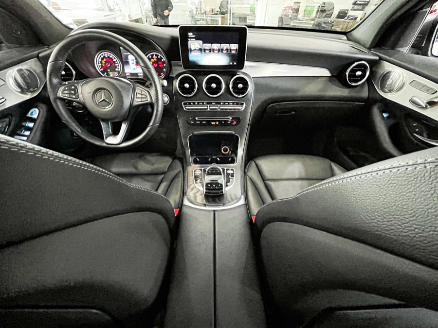 Used Mercedes-Benz GLC GLC 300 4MATIC Coupe 2019 | Luxury Motor Club. Franklin Square, New York Used Mercedes-Benz GLC GLC 300 4MATIC Coupe 2019 | Luxury Motor Club. Franklin Square, New York