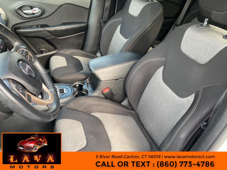 2014 Jeep Cherokee 4WD 4dr Latitude, available for sale in Canton, Connecticut | Lava Motors. Canton, Connecticut 2014 Jeep Cherokee 4WD 4dr Latitude, available for sale in Canton, Connecticut | Lava Motors. Canton, Connecticut